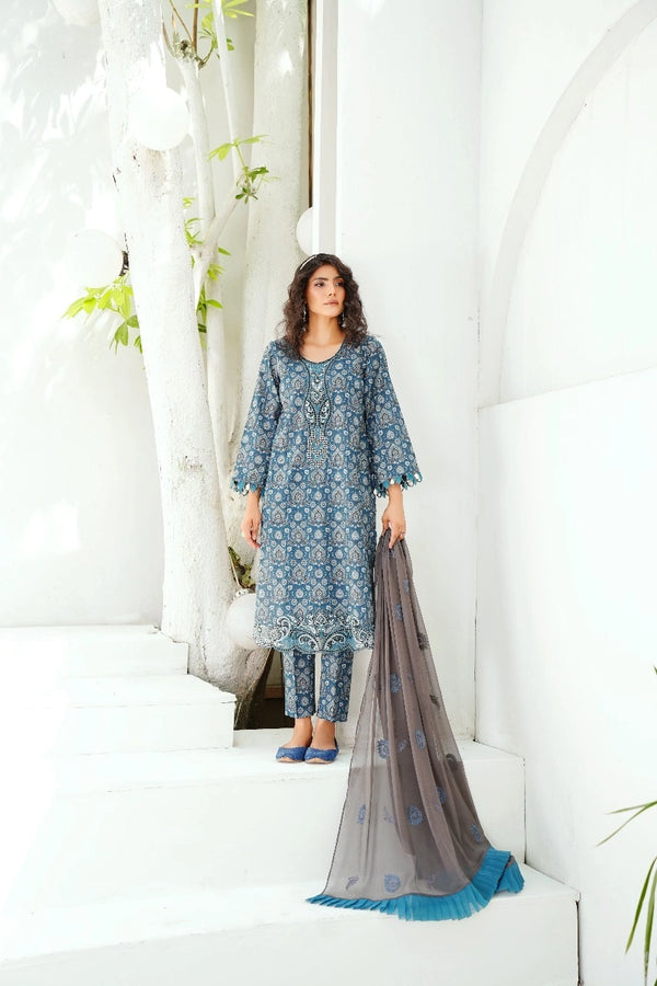 3pcs unstitched lawn shirt , trouser , chiffon dupatta , patches