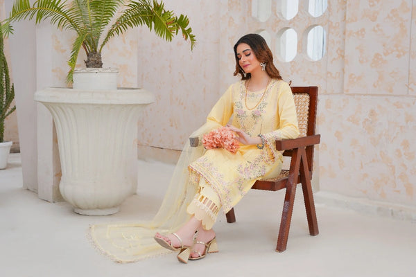 لختہ by zeeshah Embroidered signature lawn